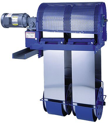 Industrial oil skimmer equipment